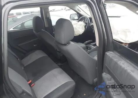 2010 Jeep Grand Cherokee Laredo из США, поврежденный, VIN 1J4PR4GK0AC141275